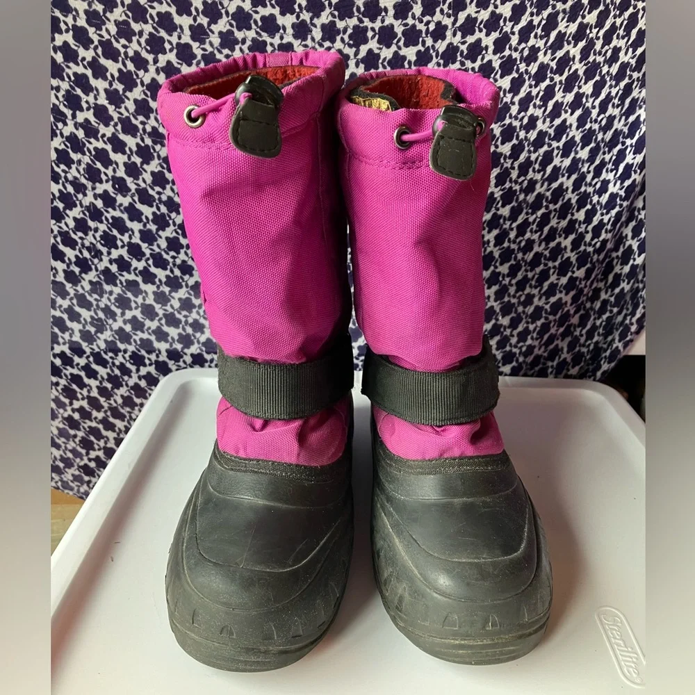 Kamik Girl’s winter snow boots purple insulated adjustable openings girls size 4